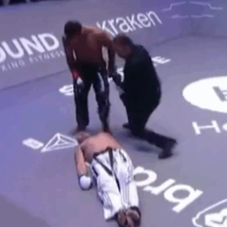 Экс-боец UFC вызвал Эдди Холла после вирусного нокаута на Karate Combat 54