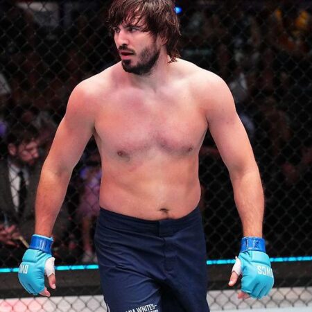 Российский чемпион Вахитов вызывает звезду UFC Алекса Перейру на трилогию по правилам ММА
