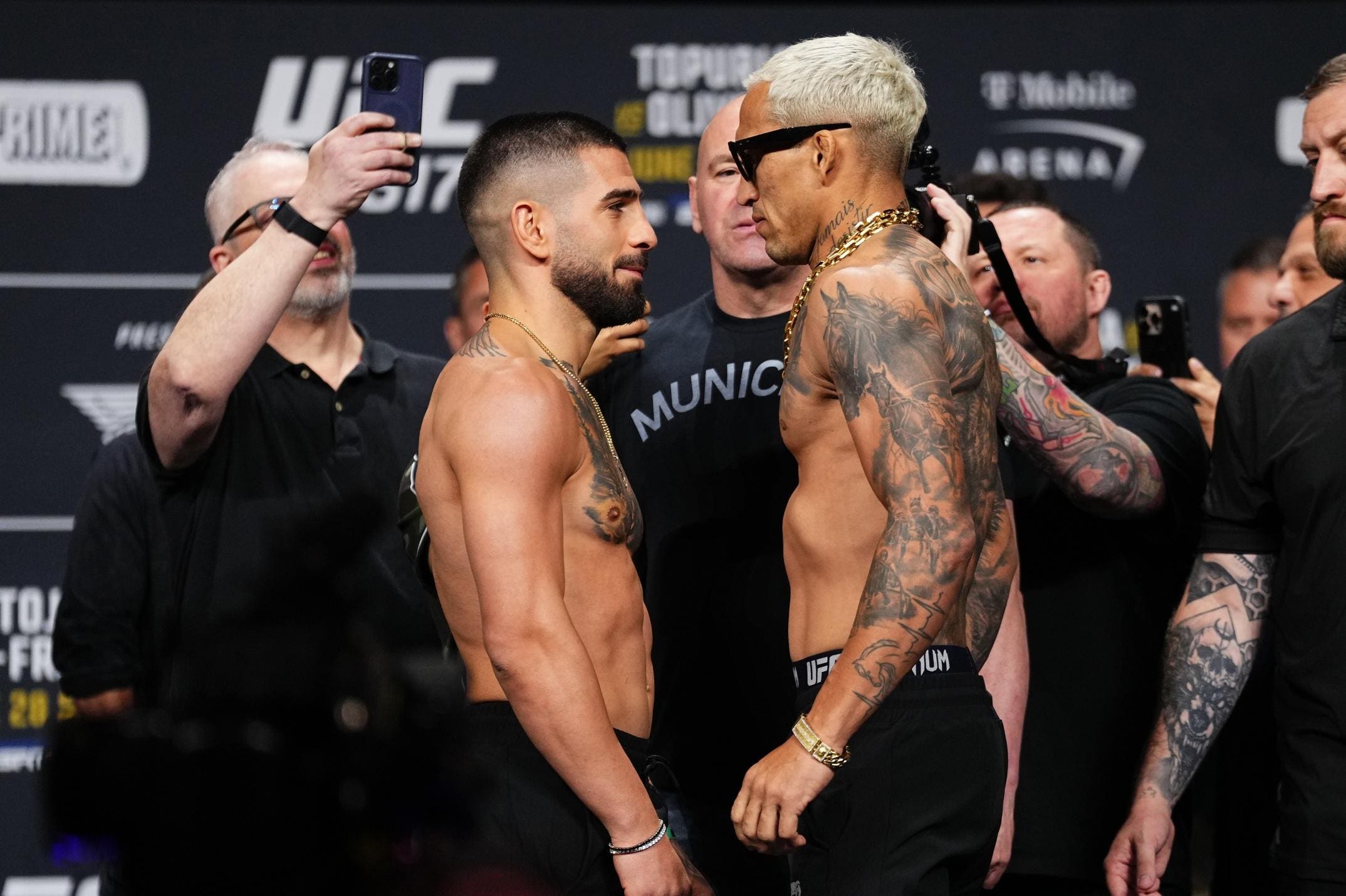 Preview Макс Холлоуэй прогнозирует быстрый финиш в главном бою UFC 317 между двумя своими бывшими соперниками