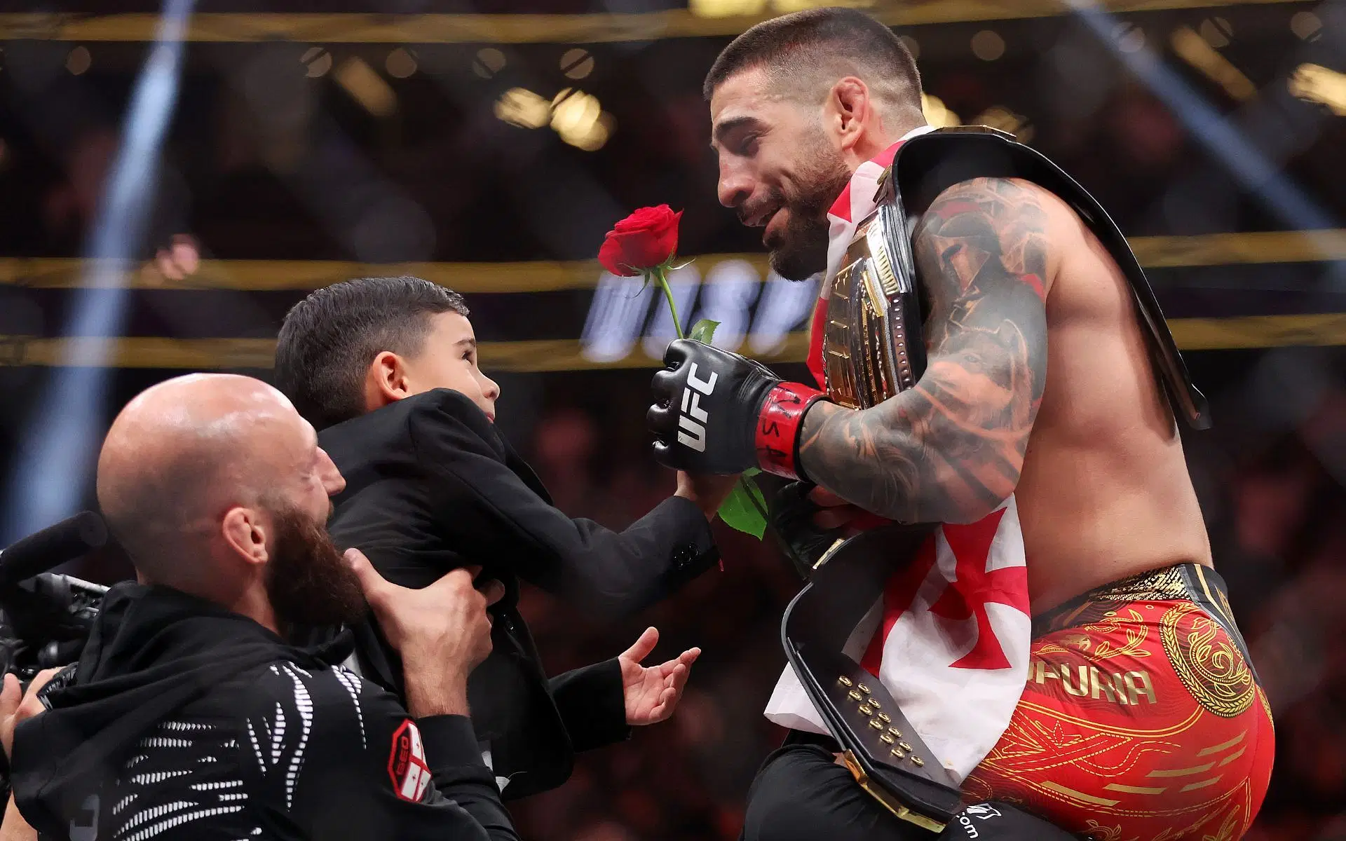 Preview Илия Топурия стал первым номером рейтинга Pound-for-Pound UFC после сокрушительной победы нокаутом на UFC 317