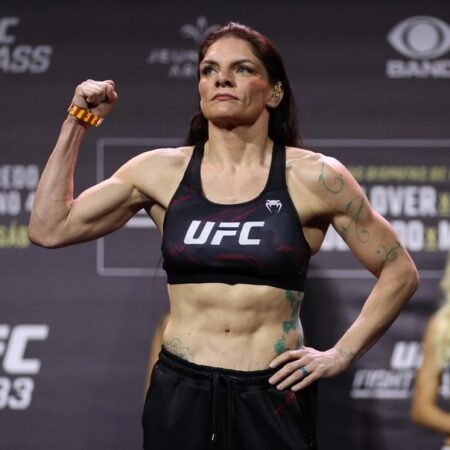 Ветеран UFC Лорен Мерфи завершила карьеру и сменит октагон на судейское кресло