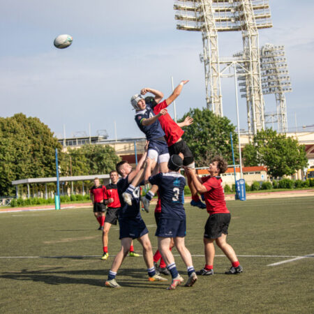 Наследие и Азарт: Всероссийские Соревнования по Регби U17 Стартуют в Санкт-Петербурге
