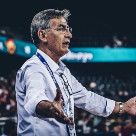 Богдан Таньевич: Как Интеллект и Смелость Выковали Золото Евробаскета-1999