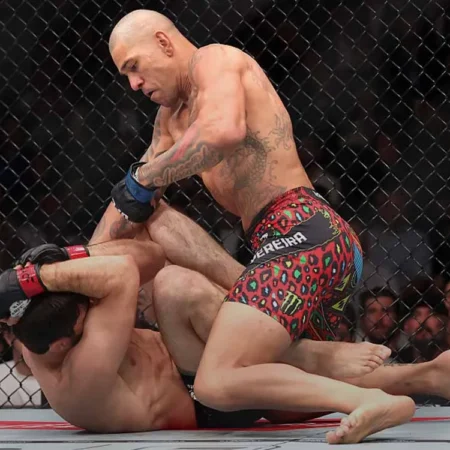 Дилон Дэнис и Загадка UFC 320: Крупный Риск на Победу «Брата» Алекс Перейры