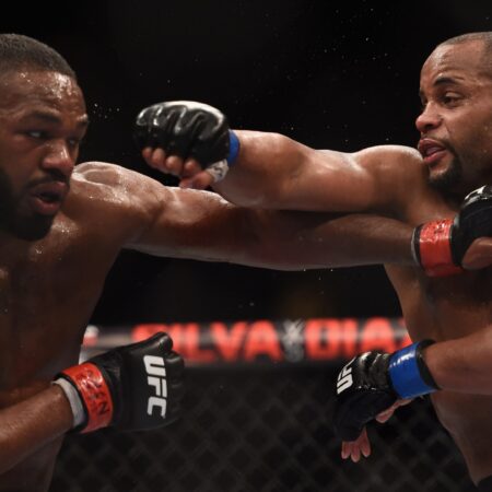 UFC 320: Когда Спорное Решение Становится Поворотным Моментом – Почему Микс «Выиграл» Бой, по мнению Дэниэла Кормье