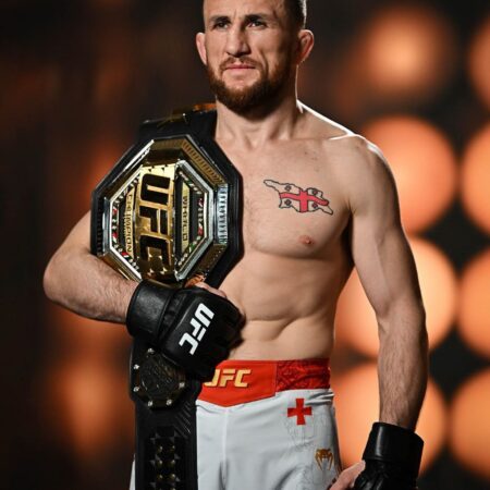 Путь к Абсолютному Признанию: Почему Мераб Двалишвили — Главный Претендент на Звание Бойца Года UFC 2025 (и кто может его остановить)