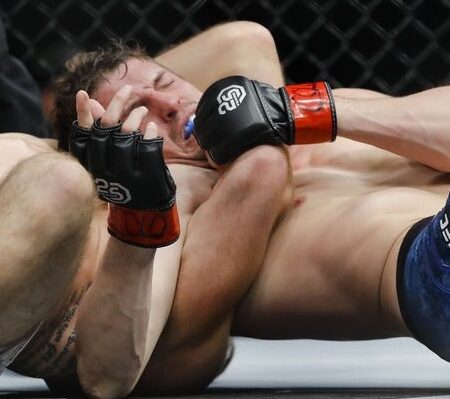 Когда спорт выходит за рамки: Травма, поразившая Джо Рогана и озадачившая медиков