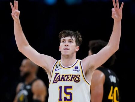 Остин Ривз: От «Парня из Глубинки» до Легендарных 51 Очка в «Лейкерс»