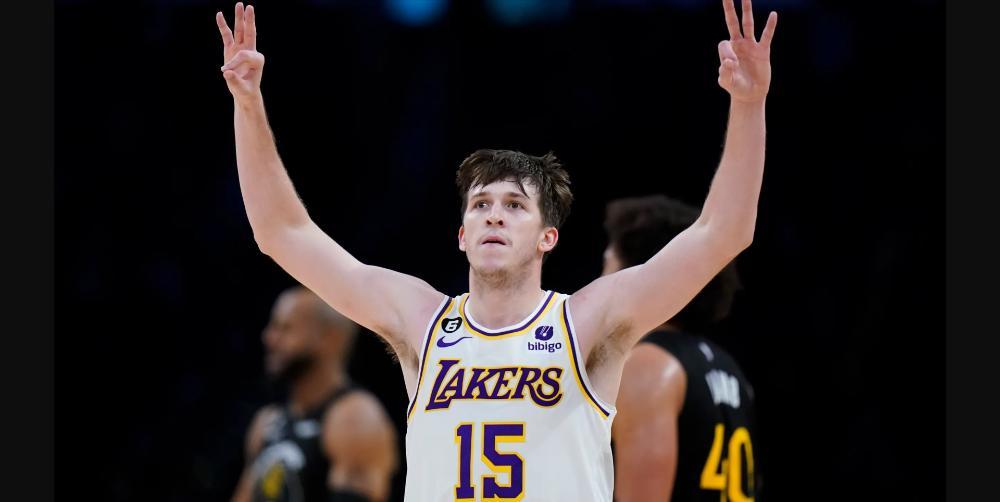 Preview Остин Ривз: От «Парня из Глубинки» до Легендарных 51 Очка в «Лейкерс»