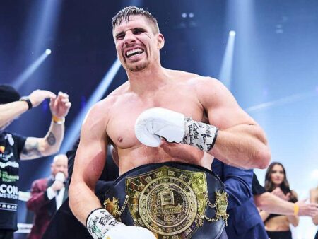 Королевский переход: Рико Верховен ведет переговоры с UFC