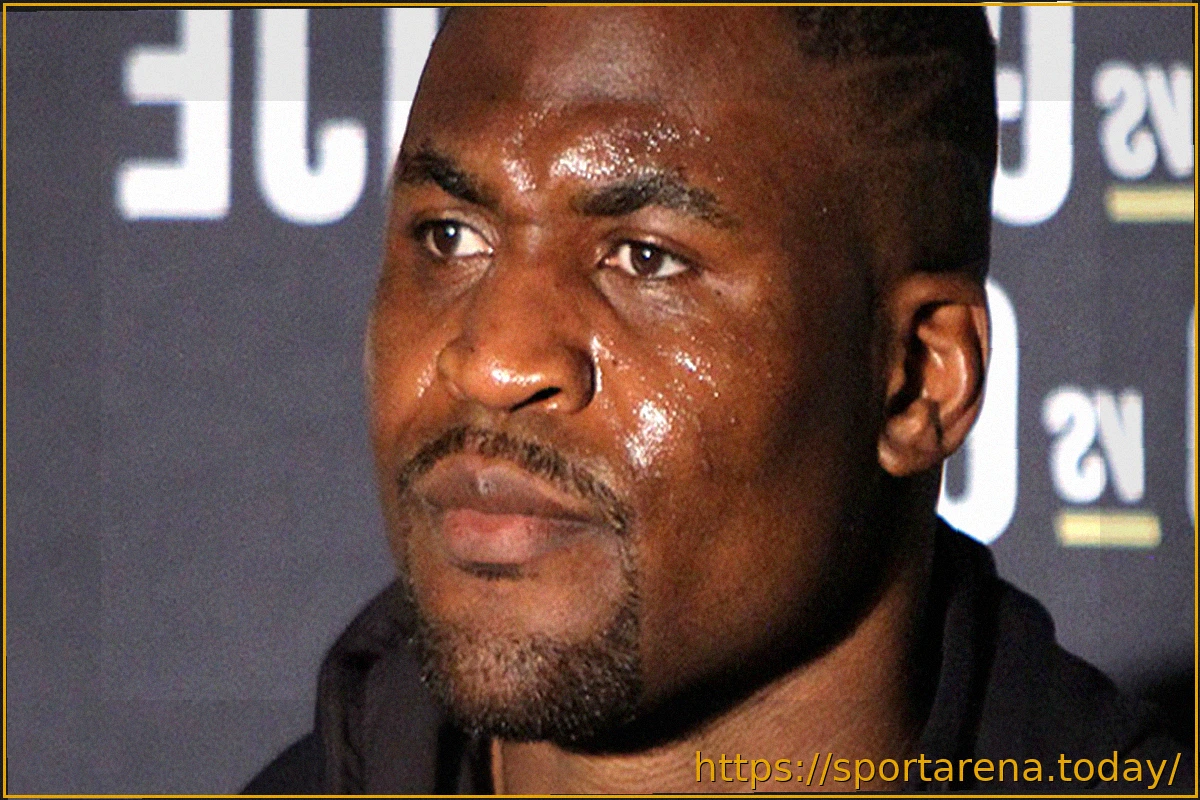 Preview Фрэнсис Нганну возвращается в ММА на андеркарде Ронды Роузи и Джины Карано