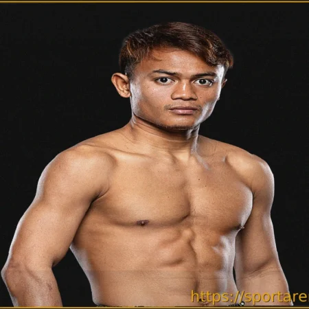 Адриан Янес ждет «трехраундовой войны» с Рики Саймоном на UFC в Сиэтле: «Встретятся два опасных бойца»