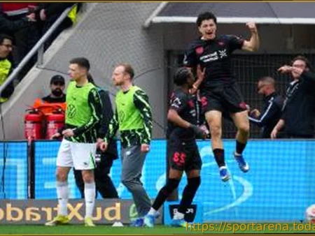 Байер Леверкузен совершил камбэк во втором тайме в захватывающем матче с девятью голами против Вольфсбурга