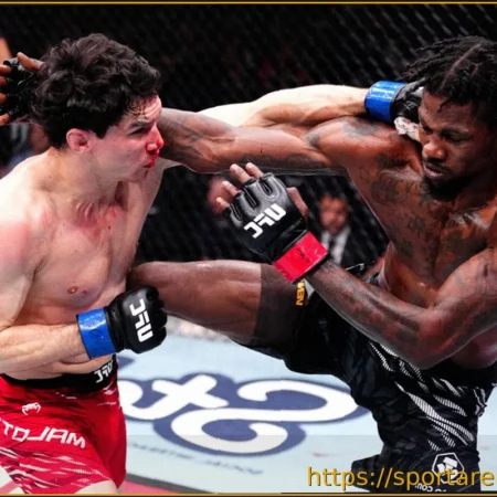Реакция Майка Маллотта на завершение карьеры Гилберта Бернса после UFC Виннипег: «Настоящая честь»