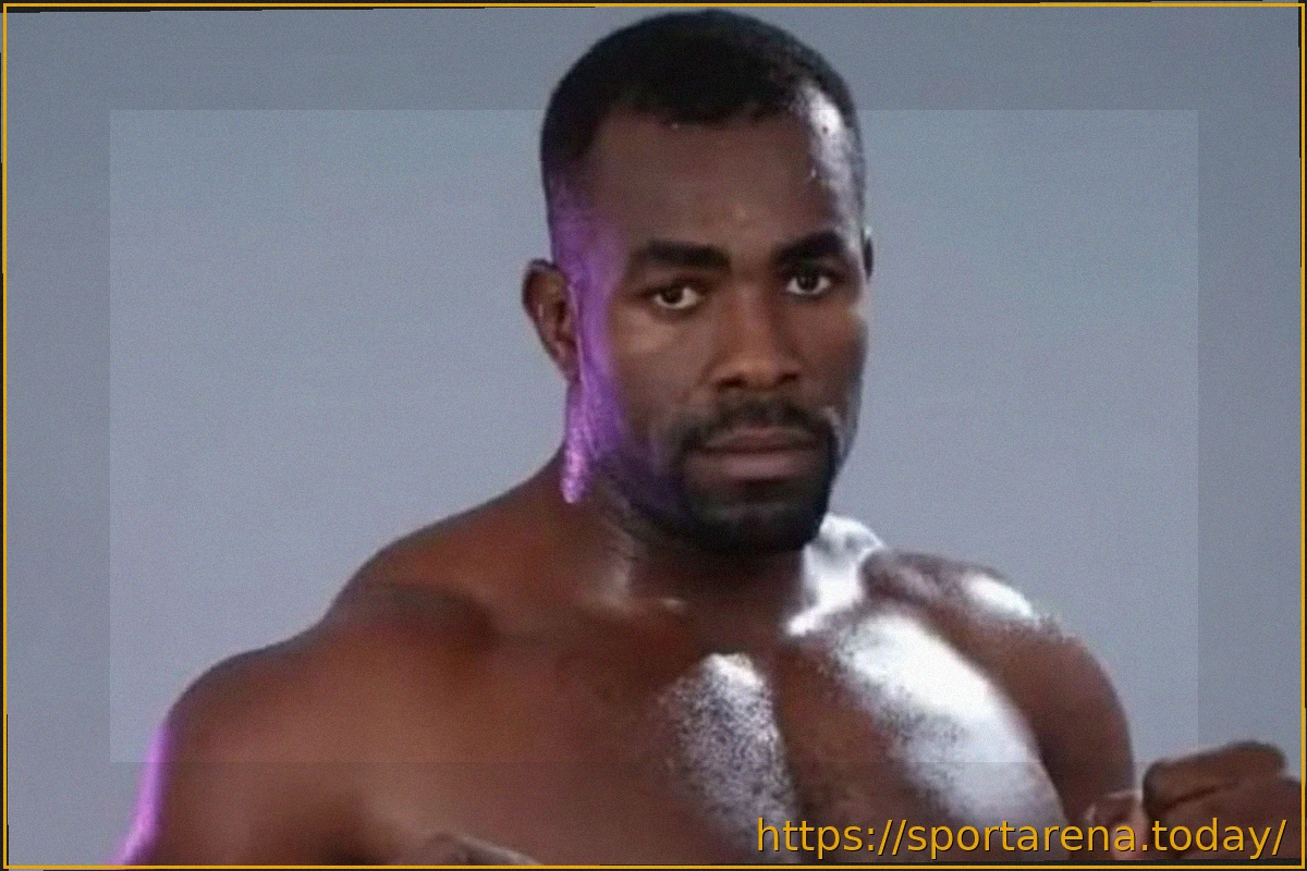 Preview Высоко в горах: Бывший боец UFC вновь появился на непальской вершине после исчезновения из социальных сетей