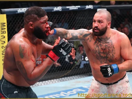 Кертис Блэйдс хвалит Джоша Хокита после боя на UFC 327