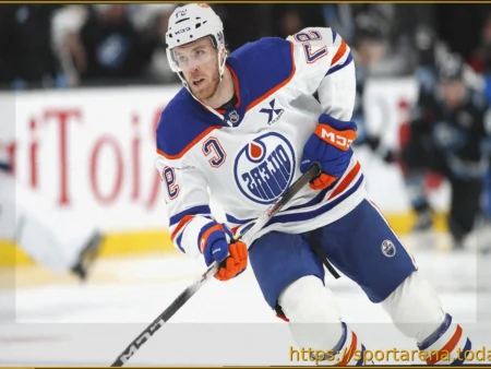 НХЛ: Макдэвид укрепил лидерство в снайперской гонке после хет-трика