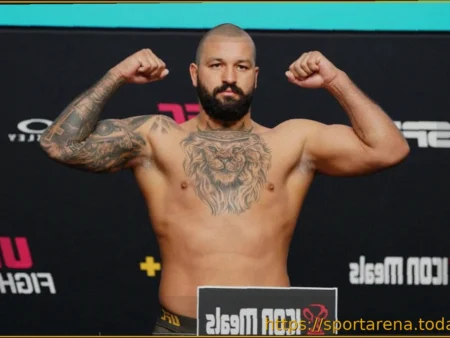 Боец UFC осудил Джоша Хокита за «расизм и язык вражды»